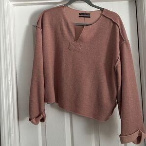 Urban Outfitters | Cropped Sweater Exposed Seam S